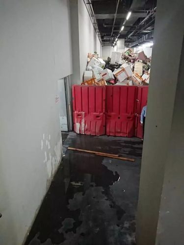 广州商场停车场服务:天河商圈领跑,k11等智能寻车机成摆设